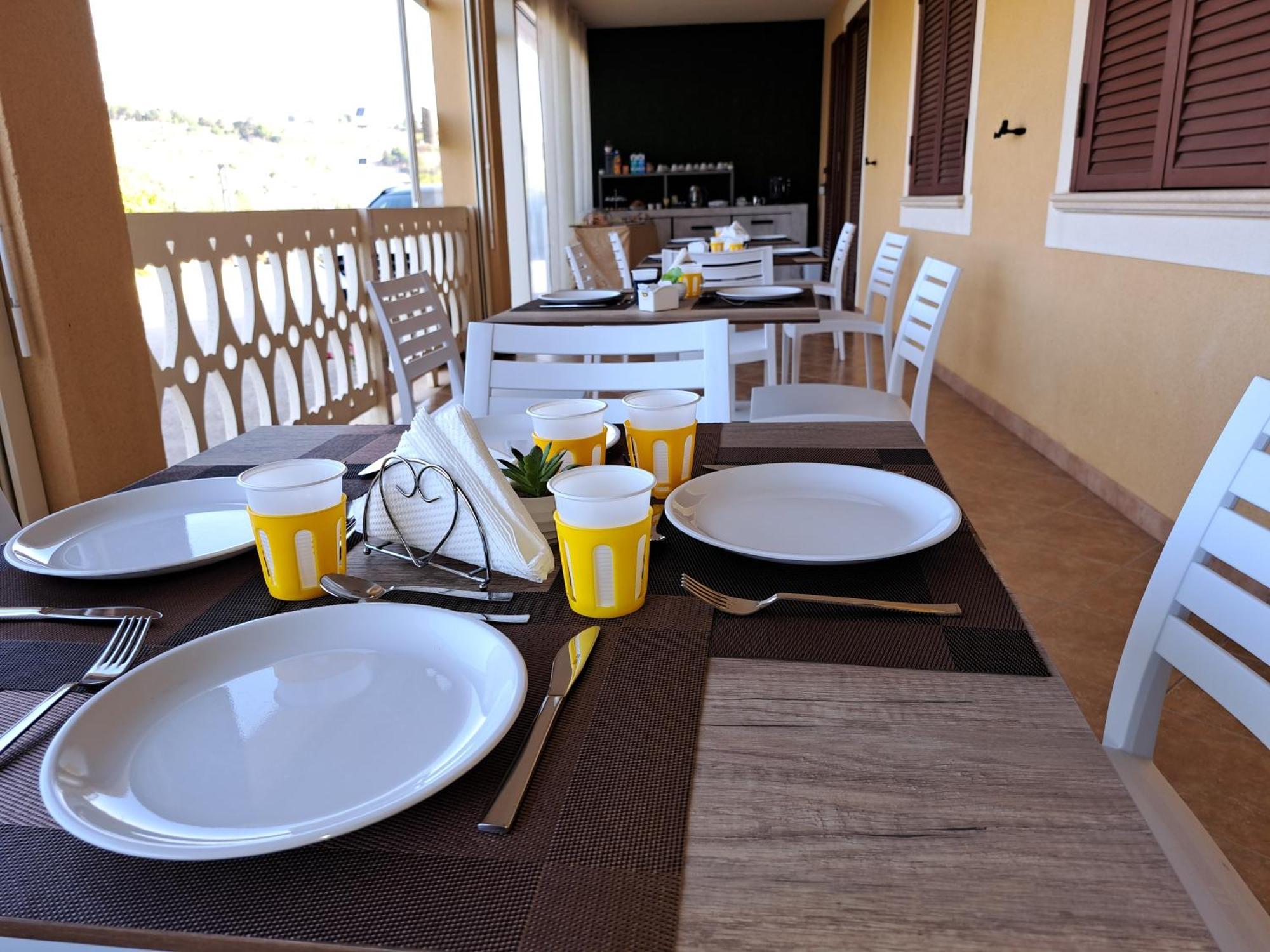 B&B La Terrazza Degli Scrittori Racalmuto Exteriör bild